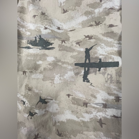 Columbia Men’s XL River Lodge Camo Shirt Hunting Fishing Outdoor Button Up - Picture 14 of 15